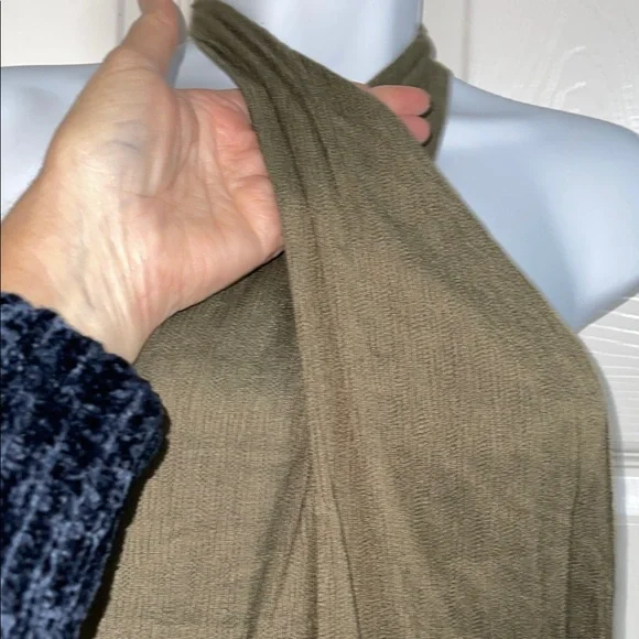 Olive Halter Romper - Picture 6 of 9